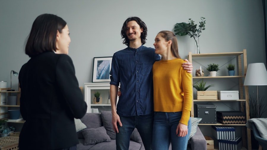 Single Women Ads